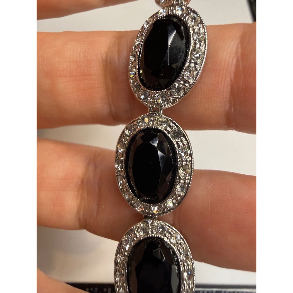 Monet Silver Tone Black Faceted Stone Rhinestone Halo Toggle Link Bracelet 8in